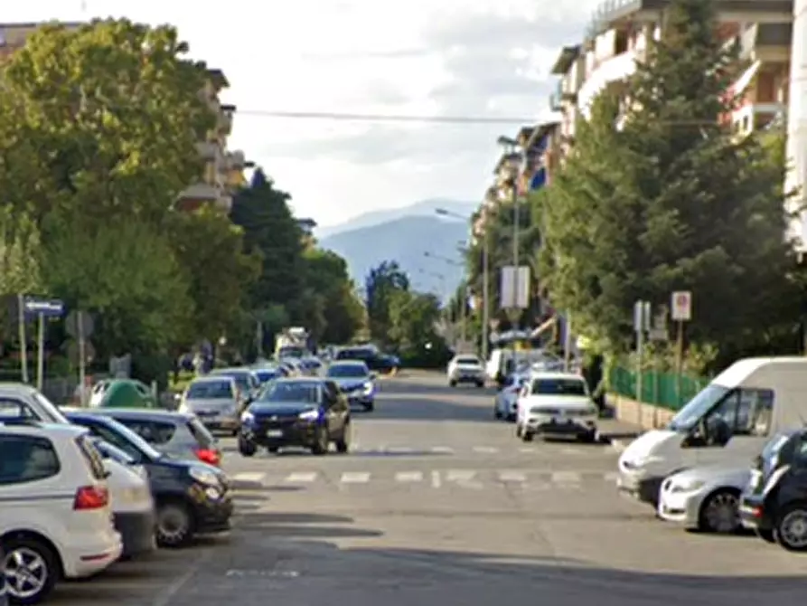 Immagine 12 di Appartamento in vendita  in Via Vivaldi  a Prato