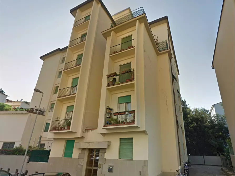 Immagine 8 di Appartamento in vendita  in Via Adelaide Ristori  a Firenze