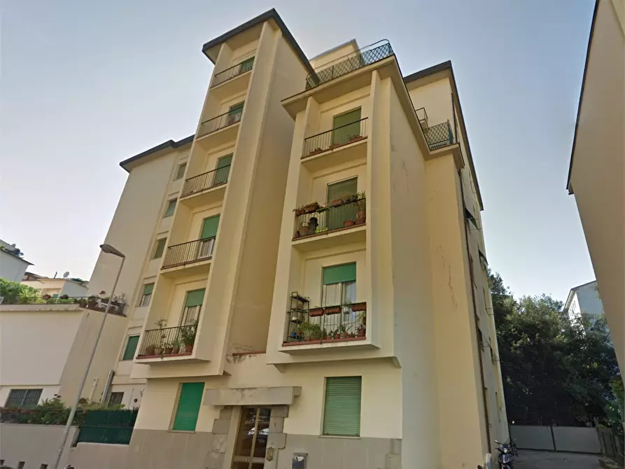 Immagine 9 di Appartamento in vendita  in Via Adelaide Ristori  a Firenze