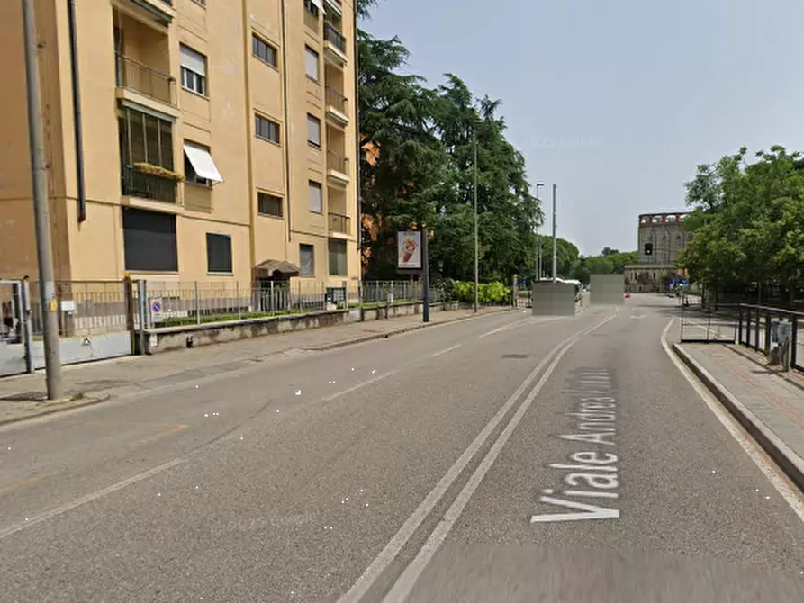 Immagine 8 di Appartamento in vendita  in Via Andrea Palladio a Verona