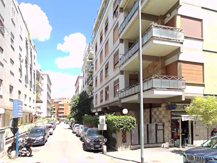 Immagine 4 di Appartamento in vendita  in Via Rodolfo Lanciani  a Roma