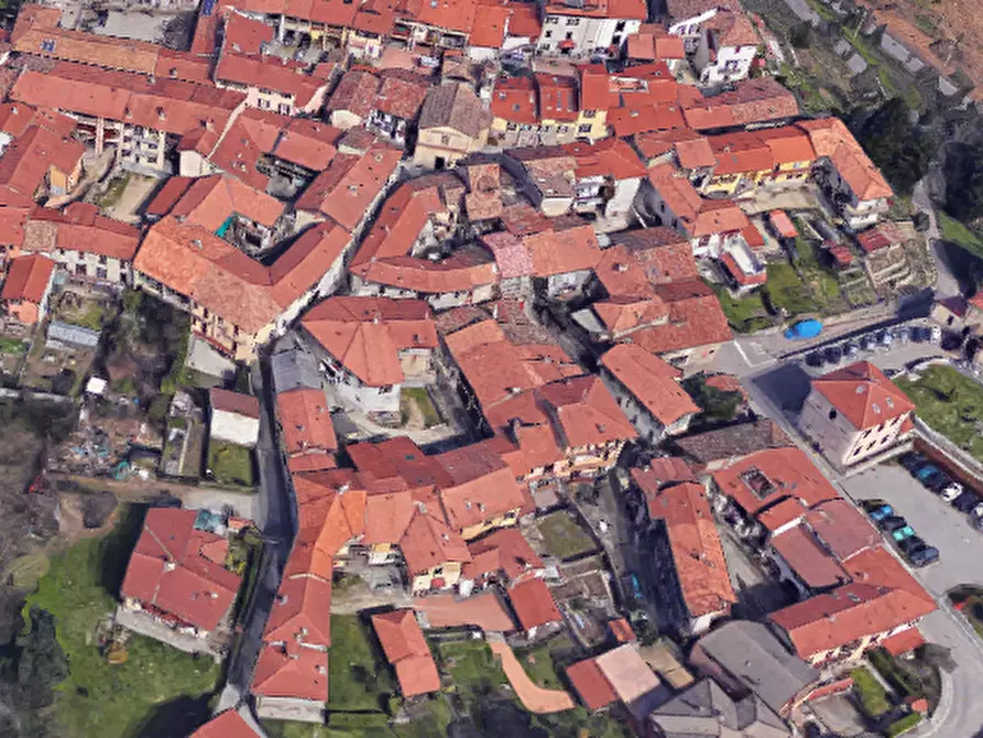 Immagine 12 di Appartamento in vendita  in Piazza S. Rocco  a Brunello