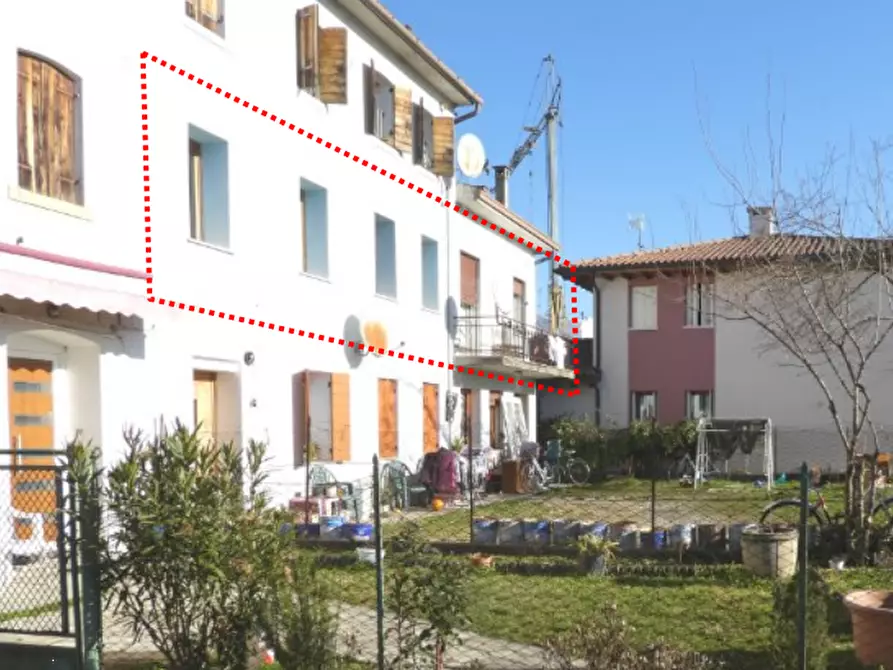 Immagine 9 di Appartamento in vendita  in via Capovilla  a Pieve Di Soligo