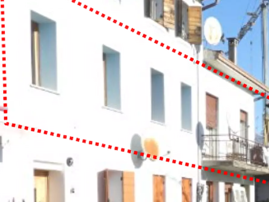 Immagine 17 di Appartamento in vendita  in via Capovilla  a Pieve Di Soligo