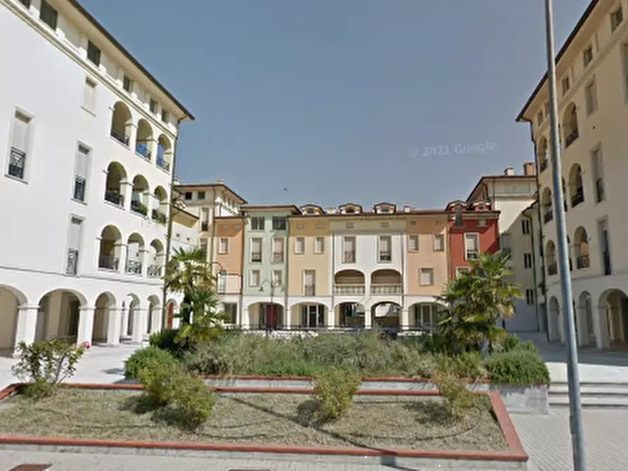 Immagine 1 di Ufficio in vendita  in Via Bartolomeo Stefani a Mantova