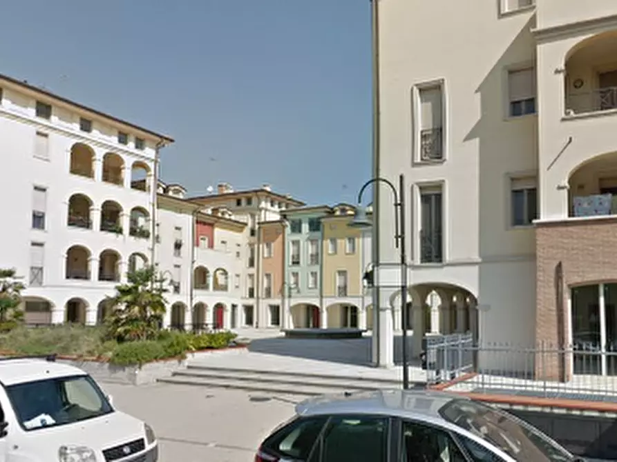 Immagine 13 di Ufficio in vendita  in Via Bartolomeo Stefani a Mantova