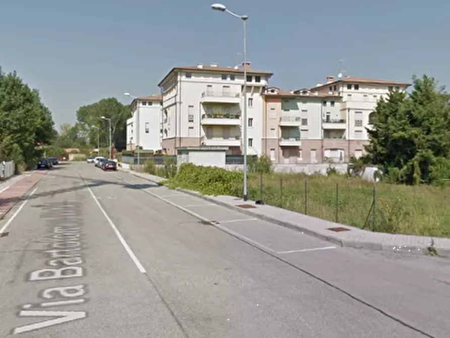 Immagine 14 di Ufficio in vendita  in Via Bartolomeo Stefani a Mantova