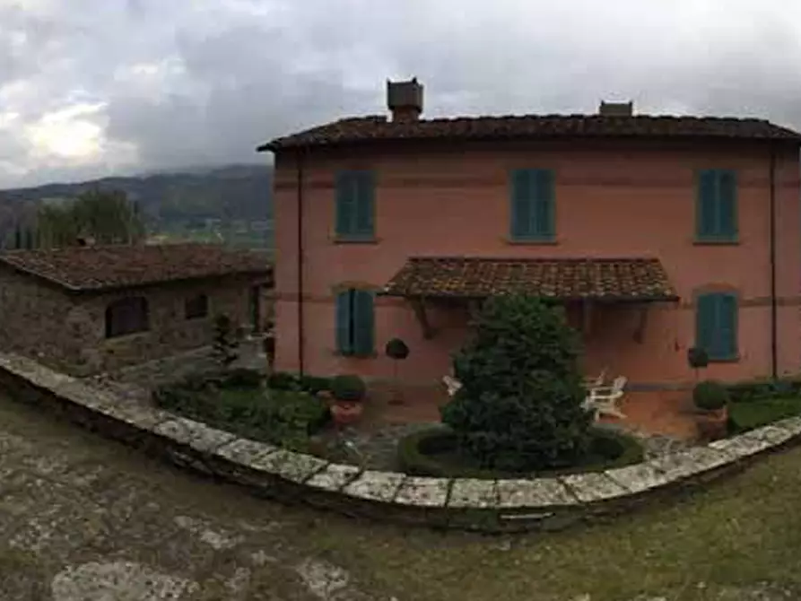 Immagine 2 di Casa indipendente in vendita  in Via Michelangelo Buonarotti a Vaiano