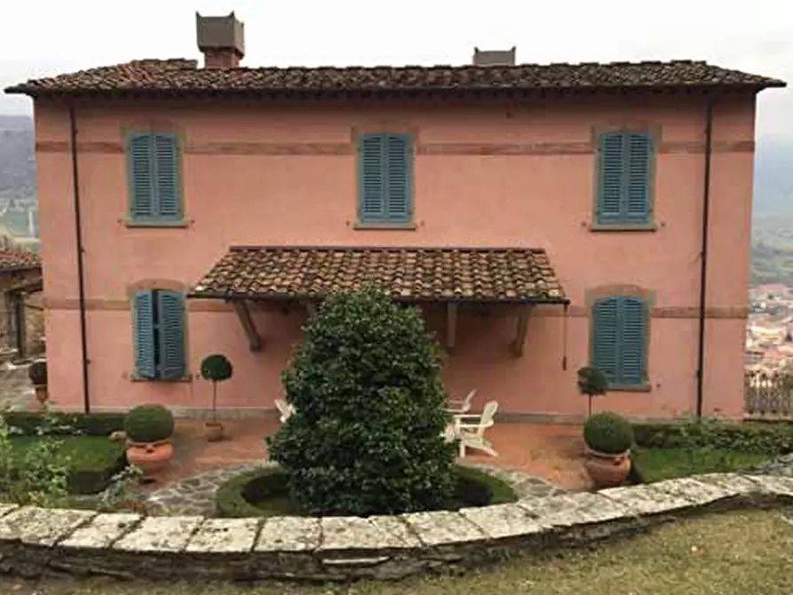 Immagine 3 di Casa indipendente in vendita  in Via Michelangelo Buonarotti a Vaiano