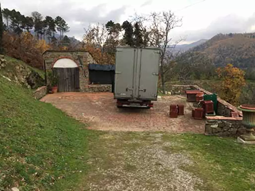 Immagine 6 di Casa indipendente in vendita  in Via Michelangelo Buonarotti a Vaiano