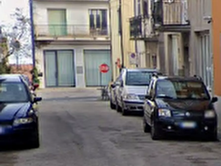 Immagine 8 di Laboratorio in vendita  in Via Palermo a Monte Urano