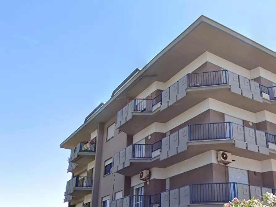 Immagine 4 di Appartamento in vendita  in Viale Nuova California  a Ardea