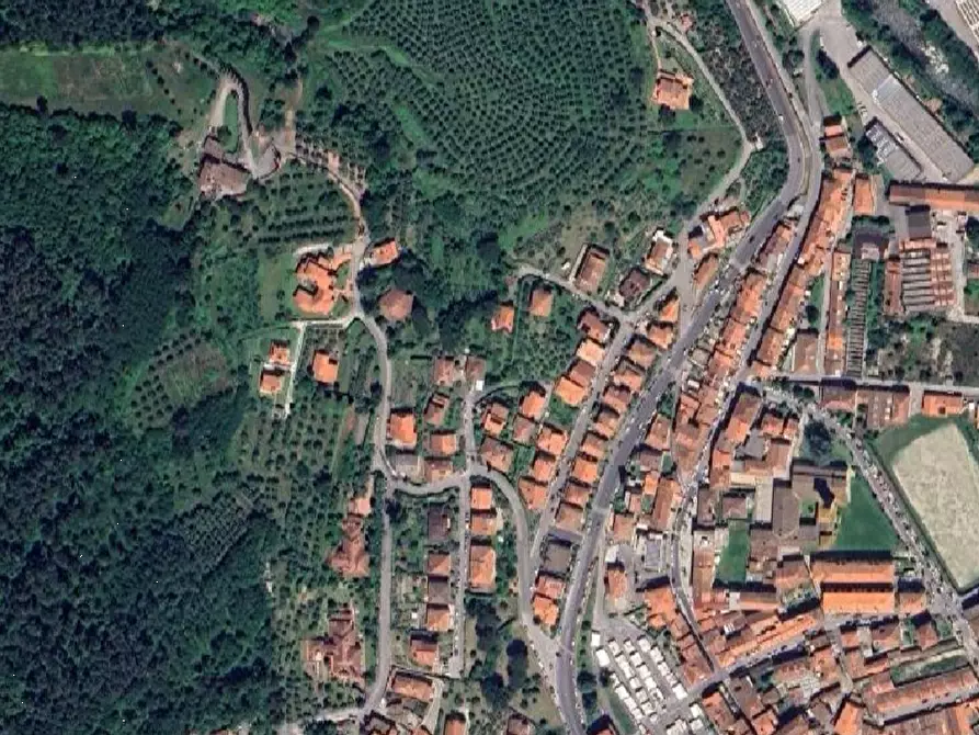 Immagine 20 di Casa indipendente in vendita  in Via Michelangelo Buonarotti a Vaiano