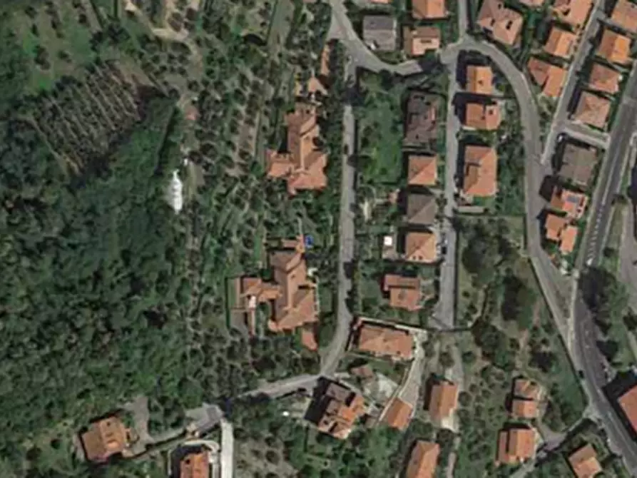 Immagine 21 di Casa indipendente in vendita  in Via Michelangelo Buonarotti a Vaiano