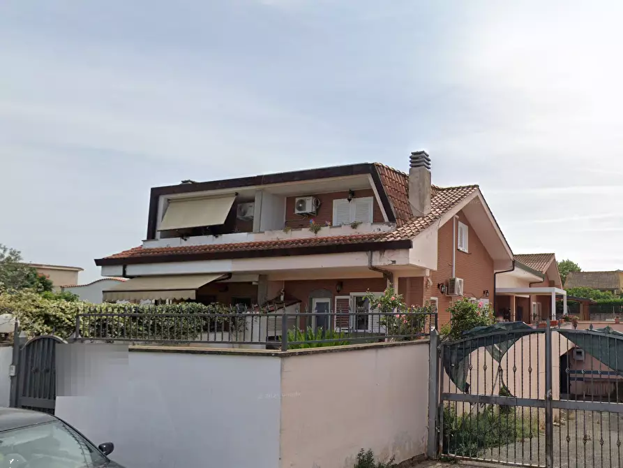 Immagine 7 di Villa in vendita  in Via Teramo a Ardea