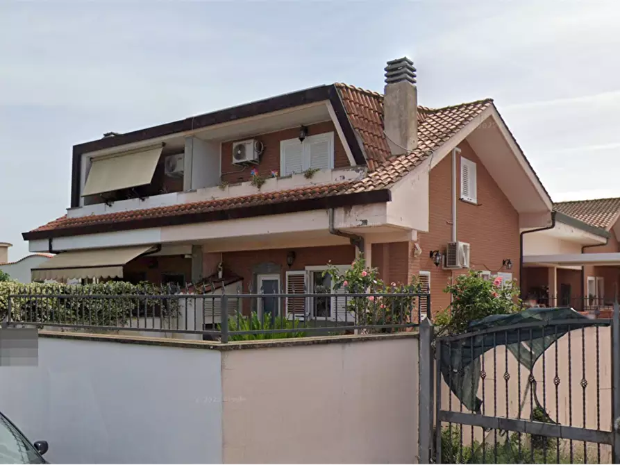 Immagine 8 di Villa in vendita  in Via Teramo a Ardea