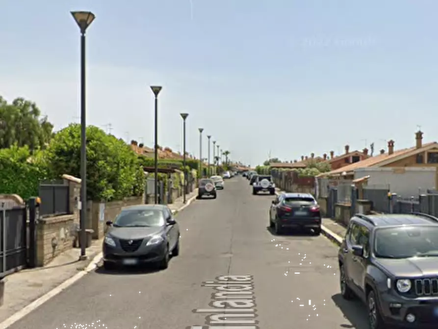 Immagine 13 di Villetta a schiera in vendita  in Via Finlandia a Albano Laziale