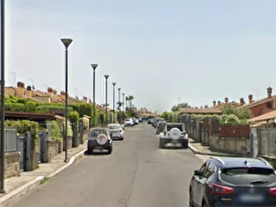 Immagine 14 di Villetta a schiera in vendita  in Via Finlandia a Albano Laziale