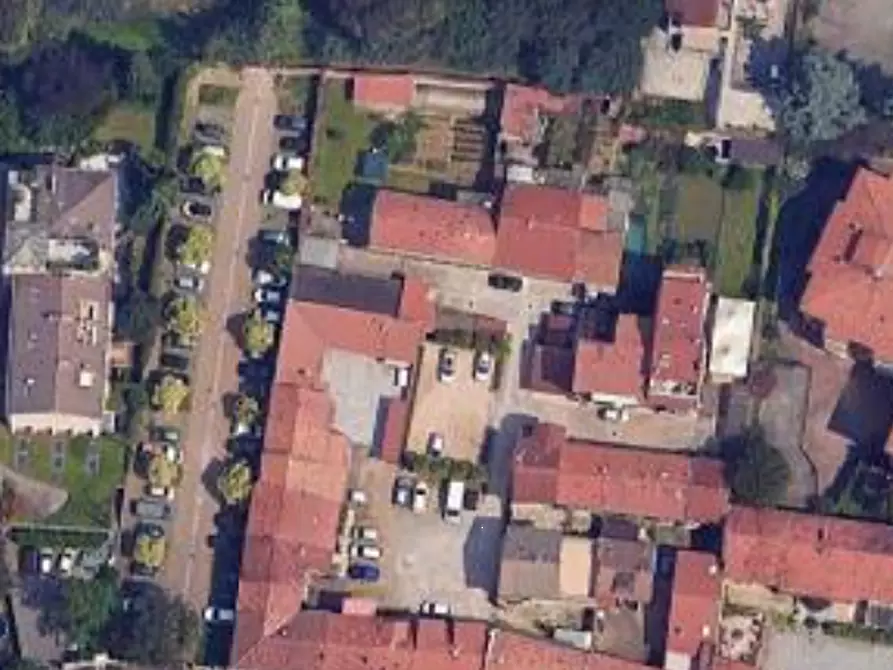 Immagine 15 di Negozio in vendita  in Via Tre Re a Brugherio