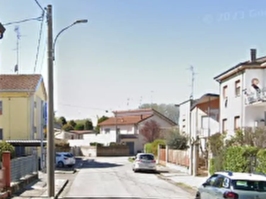 Immagine 9 di Appartamento in vendita  in Viale della Resistenza a Finale Emilia