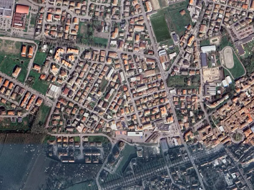 Immagine 16 di Appartamento in vendita  in Viale della Resistenza a Finale Emilia