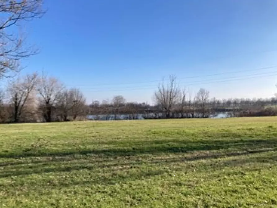 Immagine 7 di Stabile in vendita  in Via Canale Carpi a Campogalliano