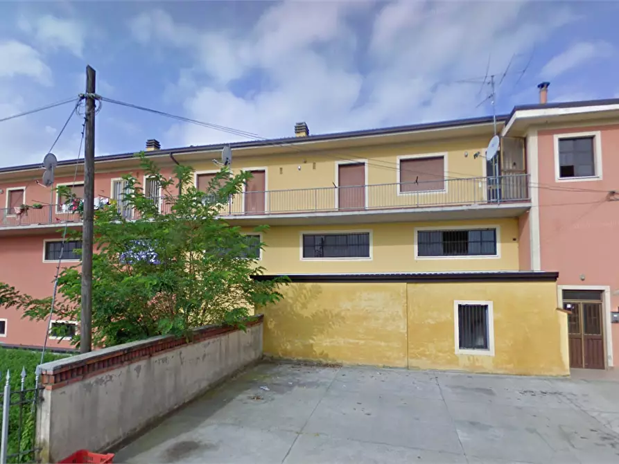 Immagine 9 di Appartamento in vendita  in Via Castrina a Travagliato