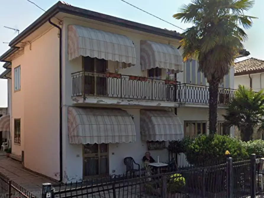 Immagine 5 di Appartamento in vendita  in  Via xxviii aprile a Solesino