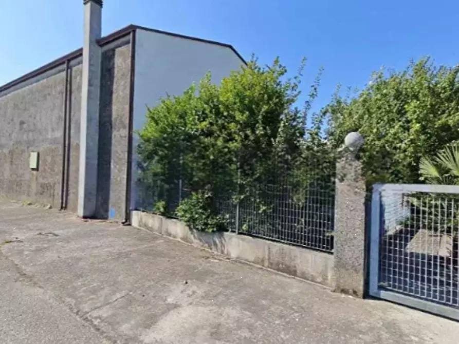 Immagine 17 di Appartamento in vendita  in  Via xxviii aprile a Solesino