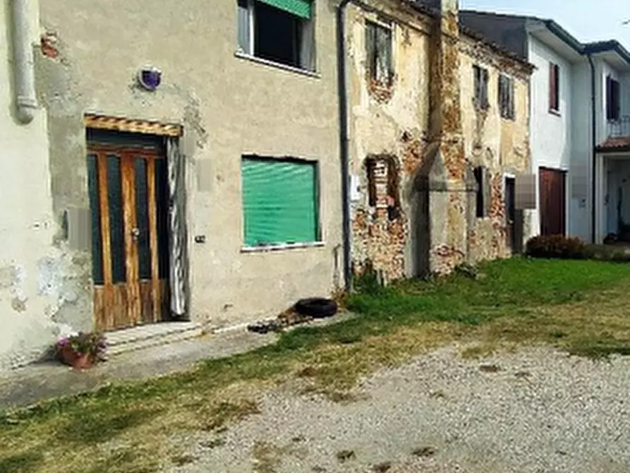 Immagine 2 di Porzione di casa in vendita  in Via Canevare  a Ospedaletto Euganeo