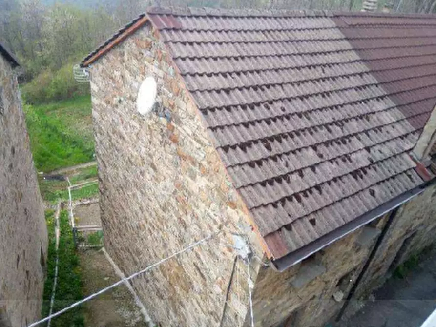 Immagine 2 di Casa indipendente in vendita  in Località Tornarezza a Ferriere