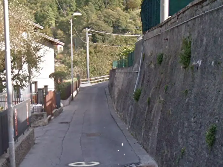 Immagine 16 di Appartamento in vendita  in Via Torre a Canzo