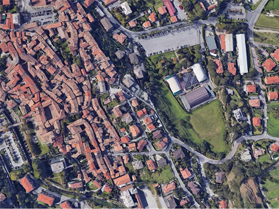 Immagine 18 di Appartamento in vendita  in Via Torre a Canzo