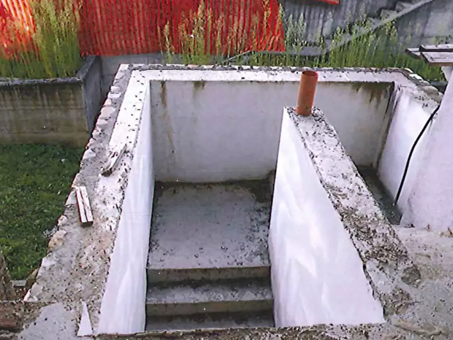 Immagine 15 di Appartamento in vendita  in Viale Papa Giovanni a Caprino Bergamasco