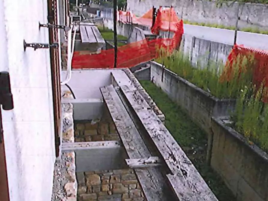 Immagine 16 di Appartamento in vendita  in Viale Papa Giovanni a Caprino Bergamasco