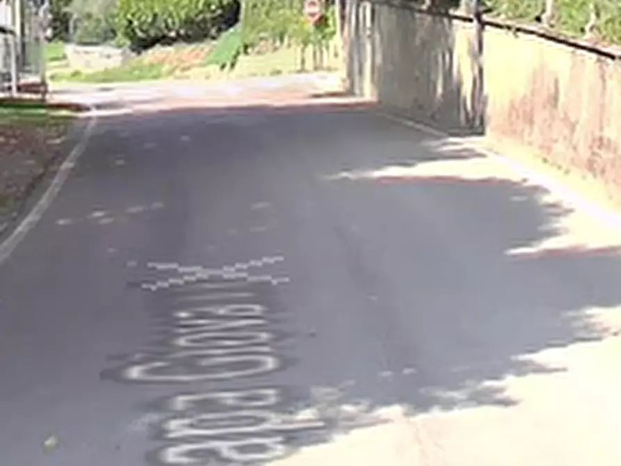 Immagine 18 di Appartamento in vendita  in Viale Papa Giovanni a Caprino Bergamasco