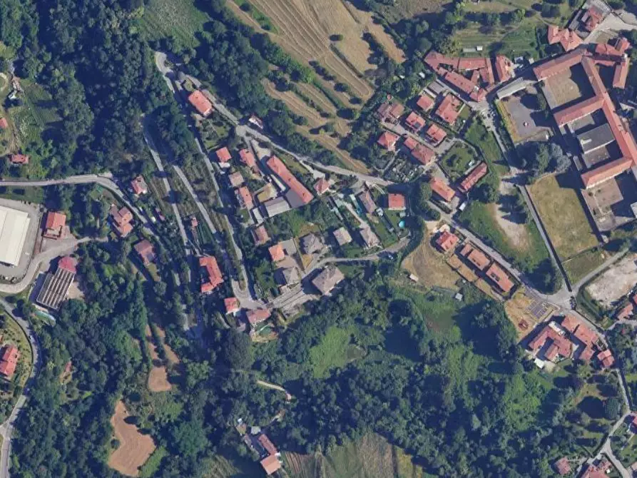 Immagine 21 di Appartamento in vendita  in Viale Papa Giovanni a Caprino Bergamasco