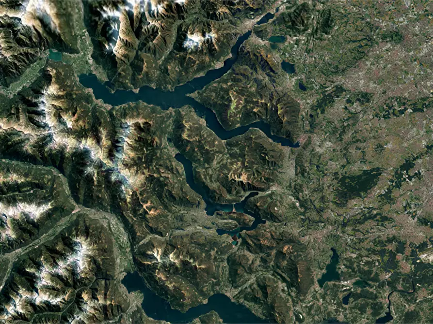 Immagine 20 di Casa indipendente in vendita  in Via per Porlezza  a Claino Con Osteno