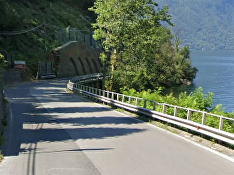 Immagine 22 di Casa indipendente in vendita  in Via per Porlezza  a Claino Con Osteno