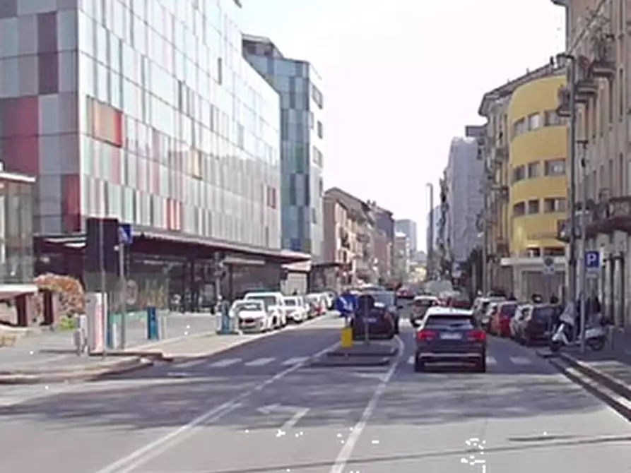 Immagine 7 di Garage in vendita  in Via Carlo Imbonati a Milano