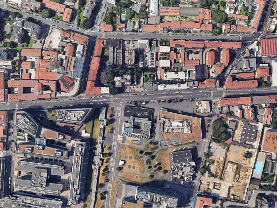 Immagine 8 di Garage in vendita  in Via Carlo Imbonati a Milano