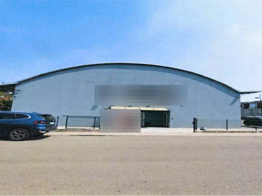 Immagine 2 di Negozio in vendita  in Via Vecchia Torino a Alessandria