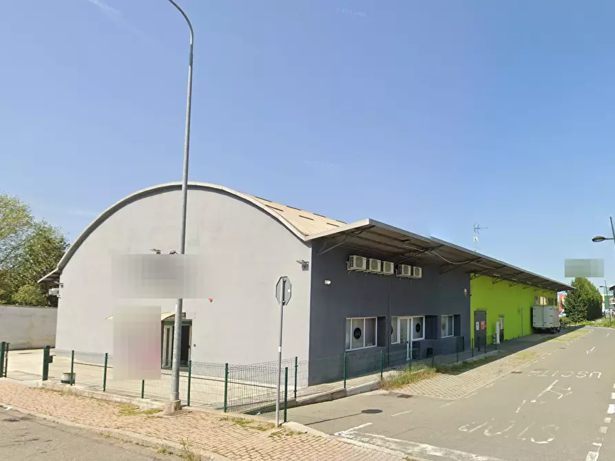 Immagine 10 di Negozio in vendita  in Via Vecchia Torino a Alessandria