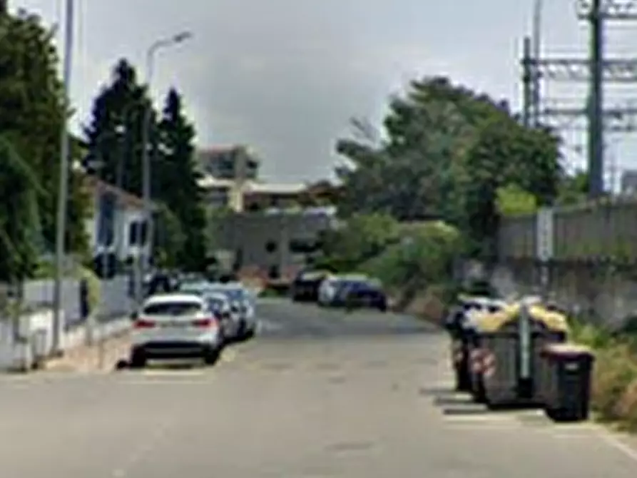 Immagine 12 di Negozio in vendita  in Via Vecchia Torino a Alessandria