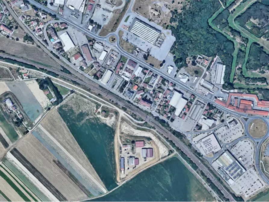 Immagine 15 di Negozio in vendita  in Via Vecchia Torino a Alessandria