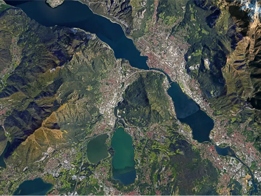 Immagine 24 di Appartamento in vendita  in Via Renzo e Lucia a Valmadrera