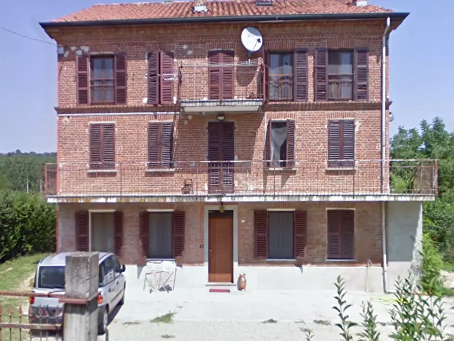 Immagine 4 di Appartamento in vendita  in Via Roma a Cortiglione