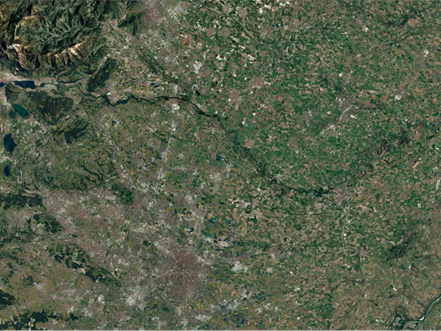 Immagine 14 di Garage in vendita  in Via Campi a Merate