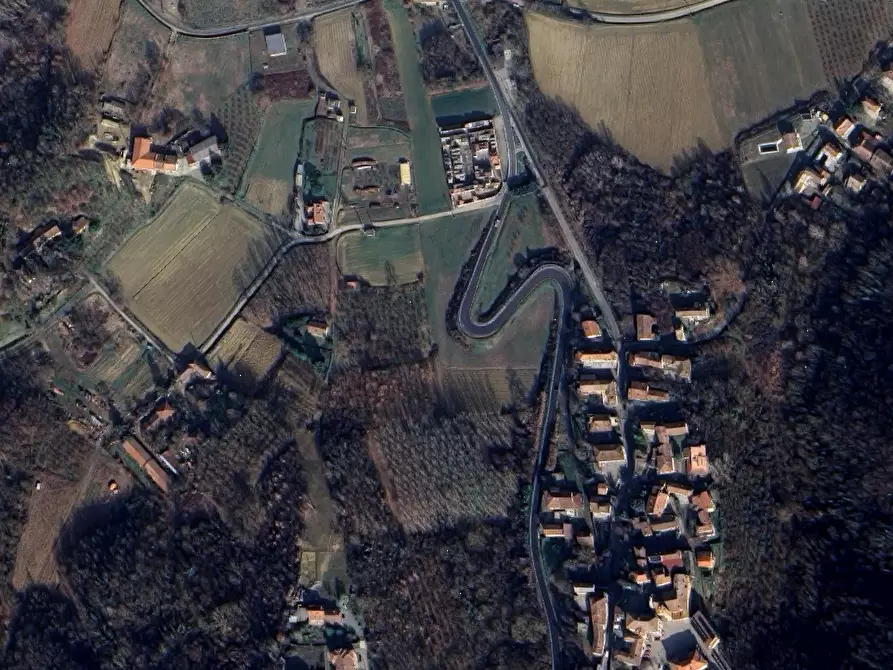 Immagine 2 di Terreno agricolo in vendita  in Via Roma a Cortiglione