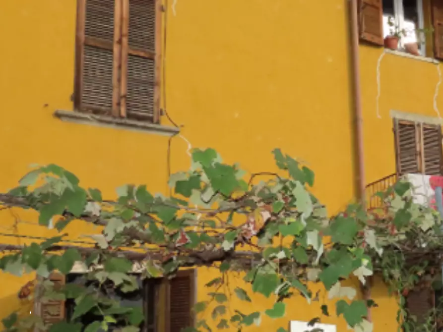 Immagine 3 di Casa indipendente in vendita  in  Via Castello a Calolziocorte